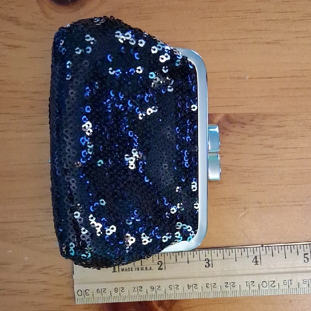 Victoria's Secret Black Sequin Wristlet - Picture 6 of 7